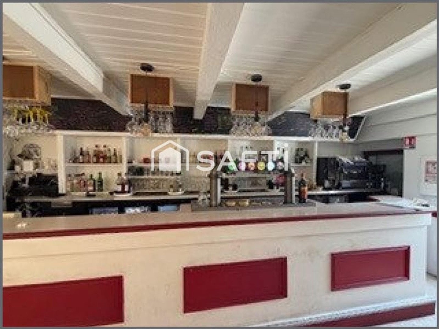 Bureaux à vendre - 100m2 - Saint-Pol-De-Léon (29250)