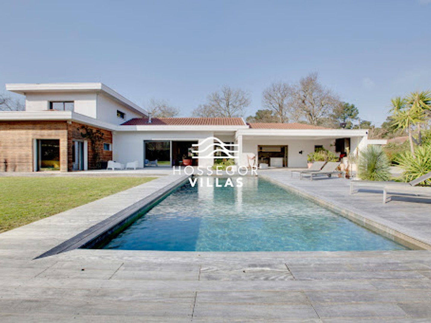 Maison 6 pièces 240 m²