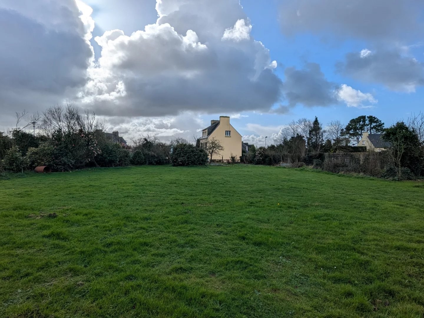 Terrain Plomodiern 800 m2