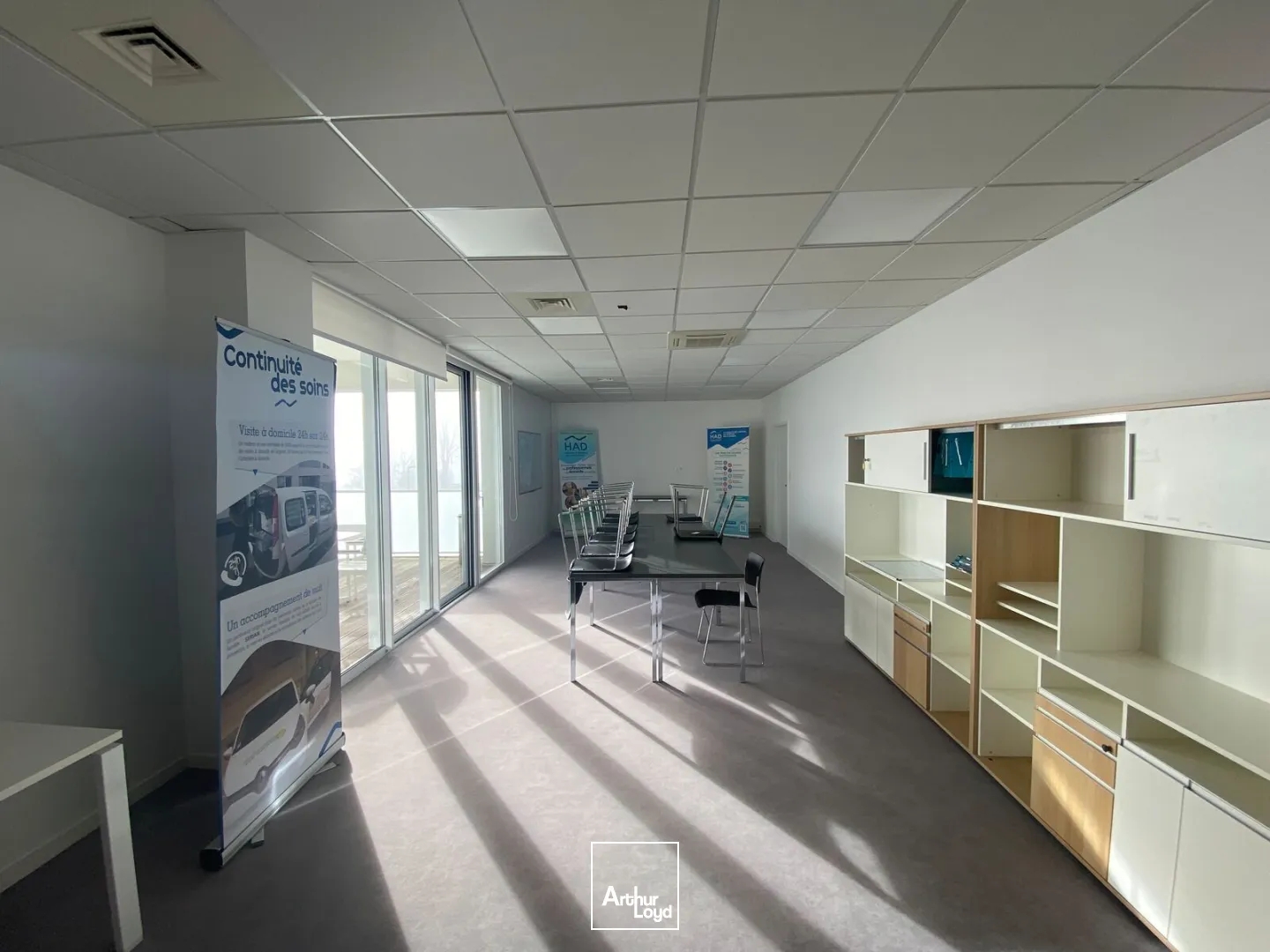 Bureaux à vendre - 3 pièces - 1138m2 - Lorient (56100)