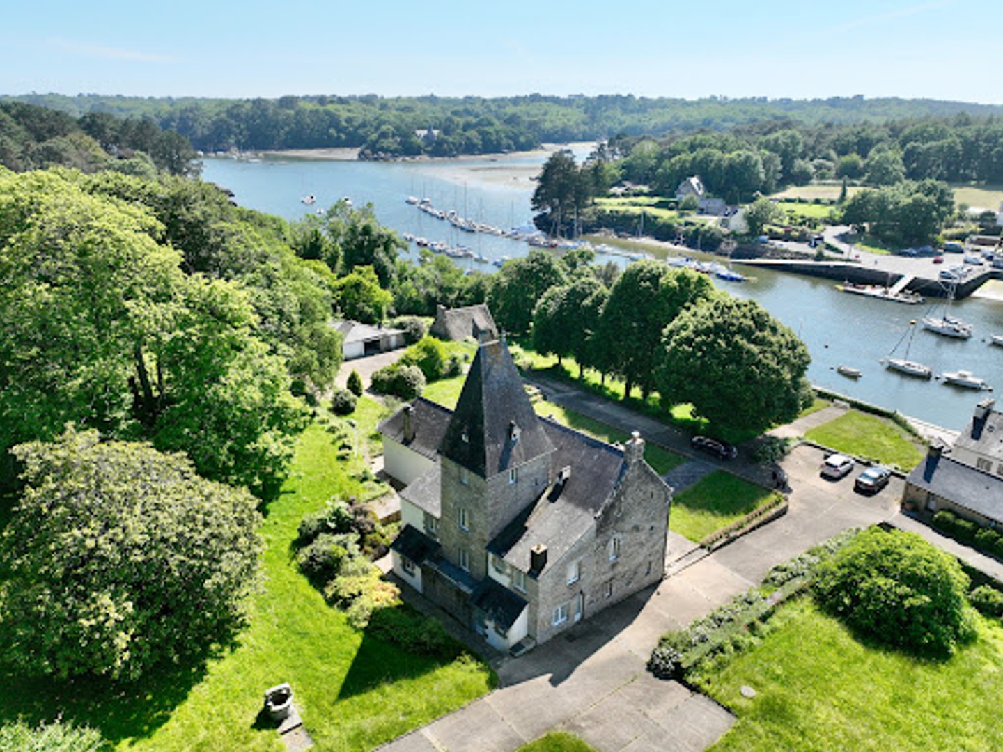 Château 14 pièces 560 m²