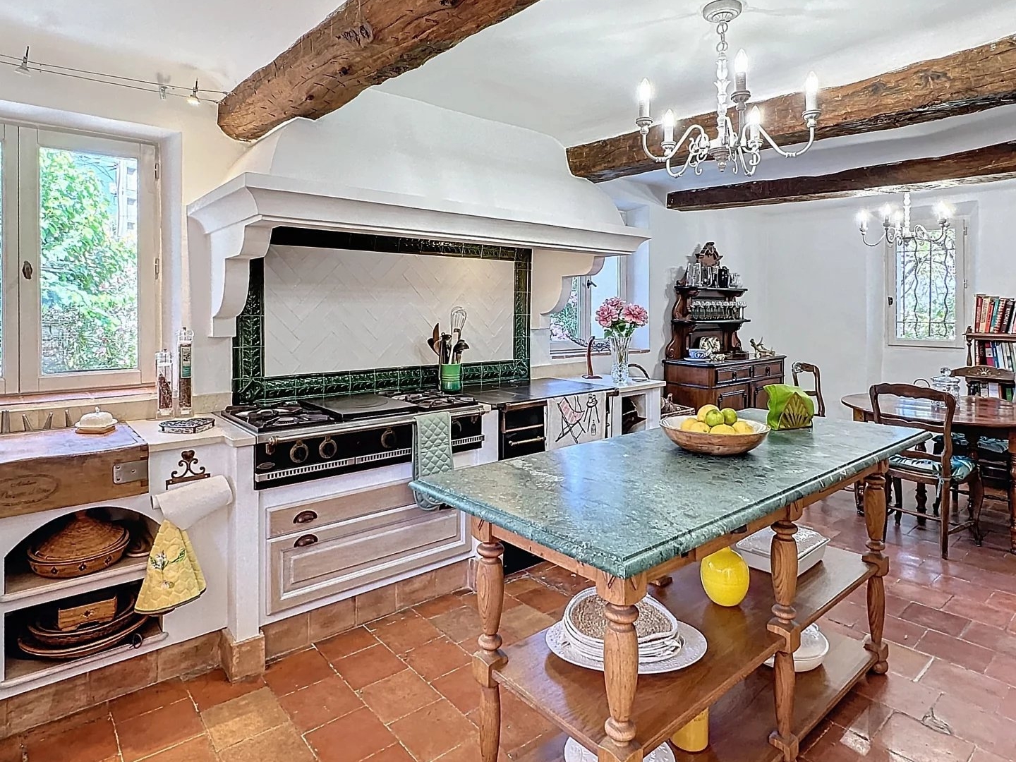 Maison à vendre - 190m2 - Lorgues (83510)