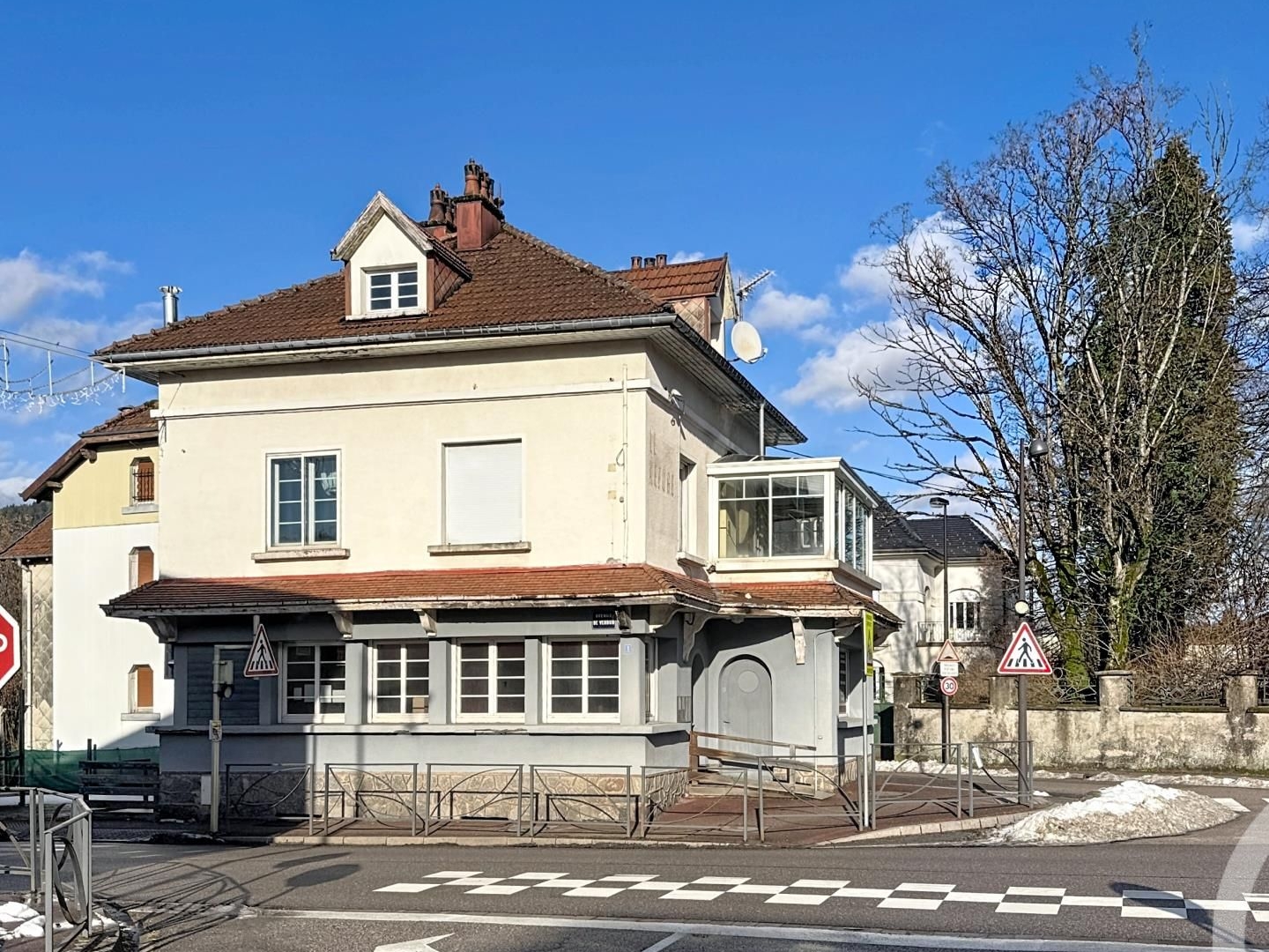 Immeuble 166 m²