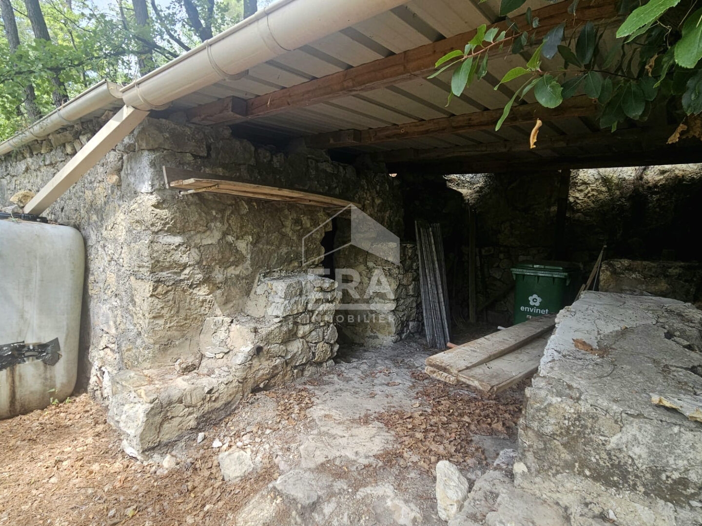 Terrain à vendre - 2500m2 - Tourrettes-Sur-Loup (06140)