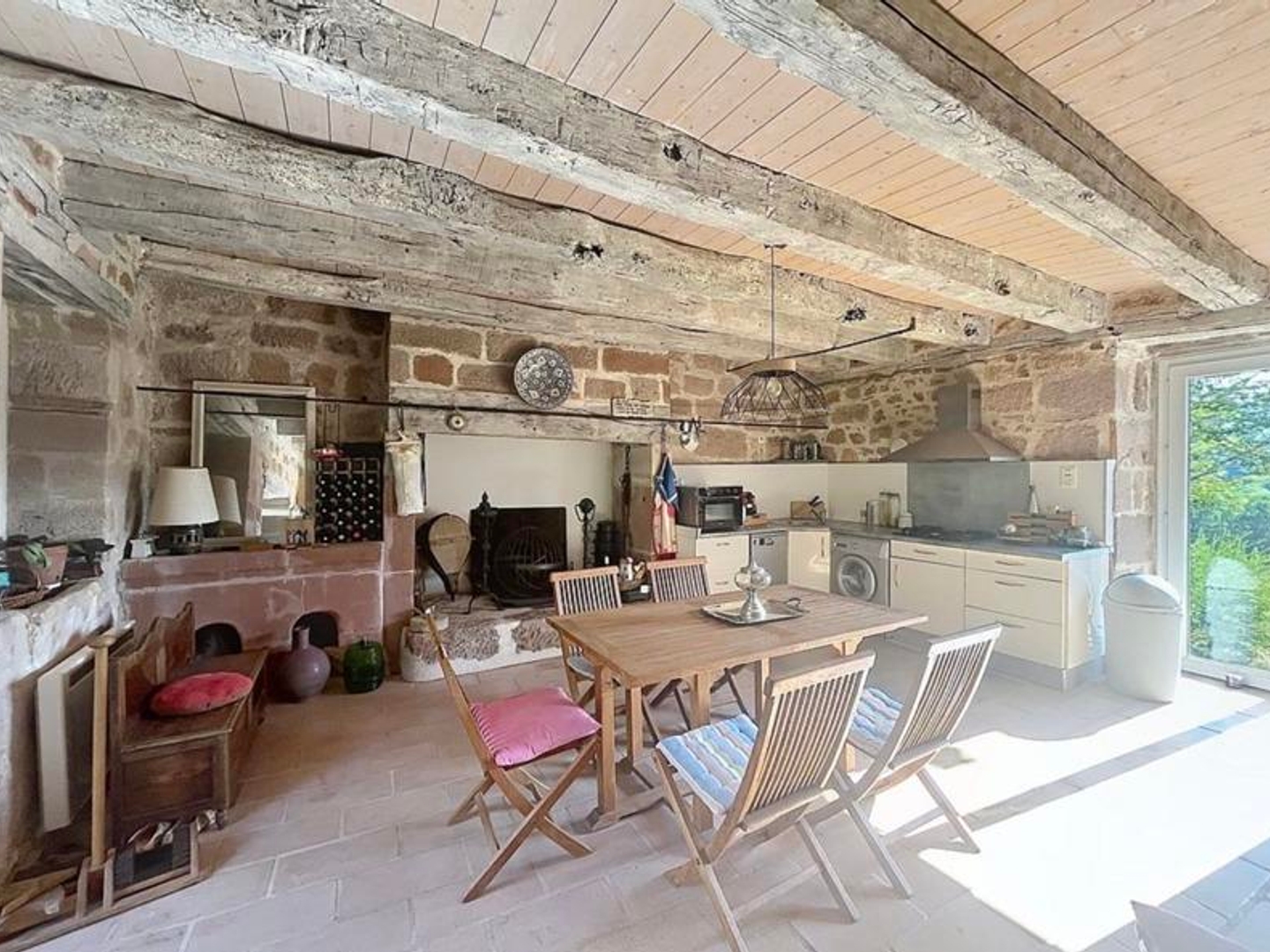 Maison à vendre - 6 pièces - 250m2 - Villac (24120)