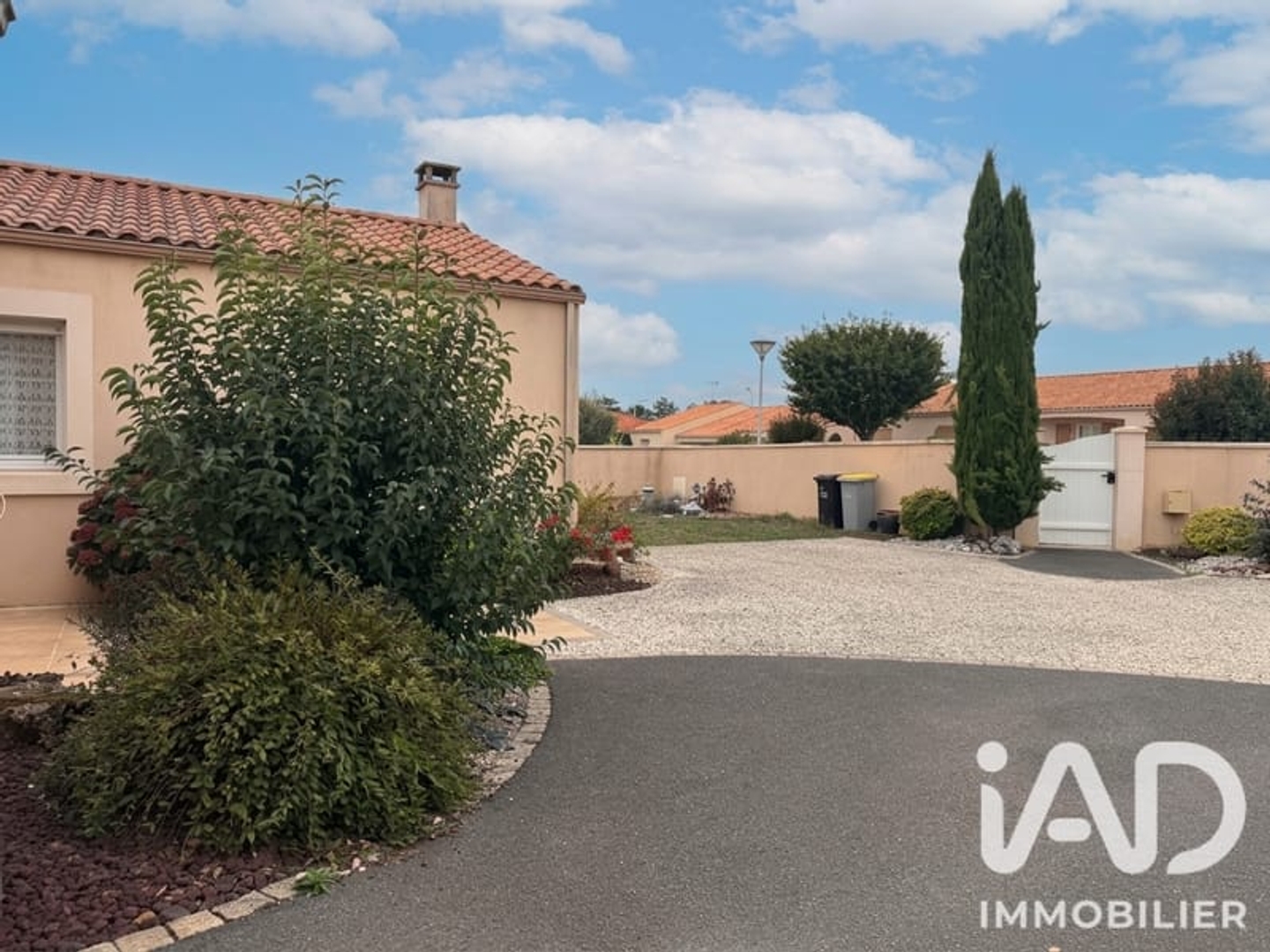 Maison à vendre - 5 pièces - 114m2 - Fontenay-Le-Comte (85200)