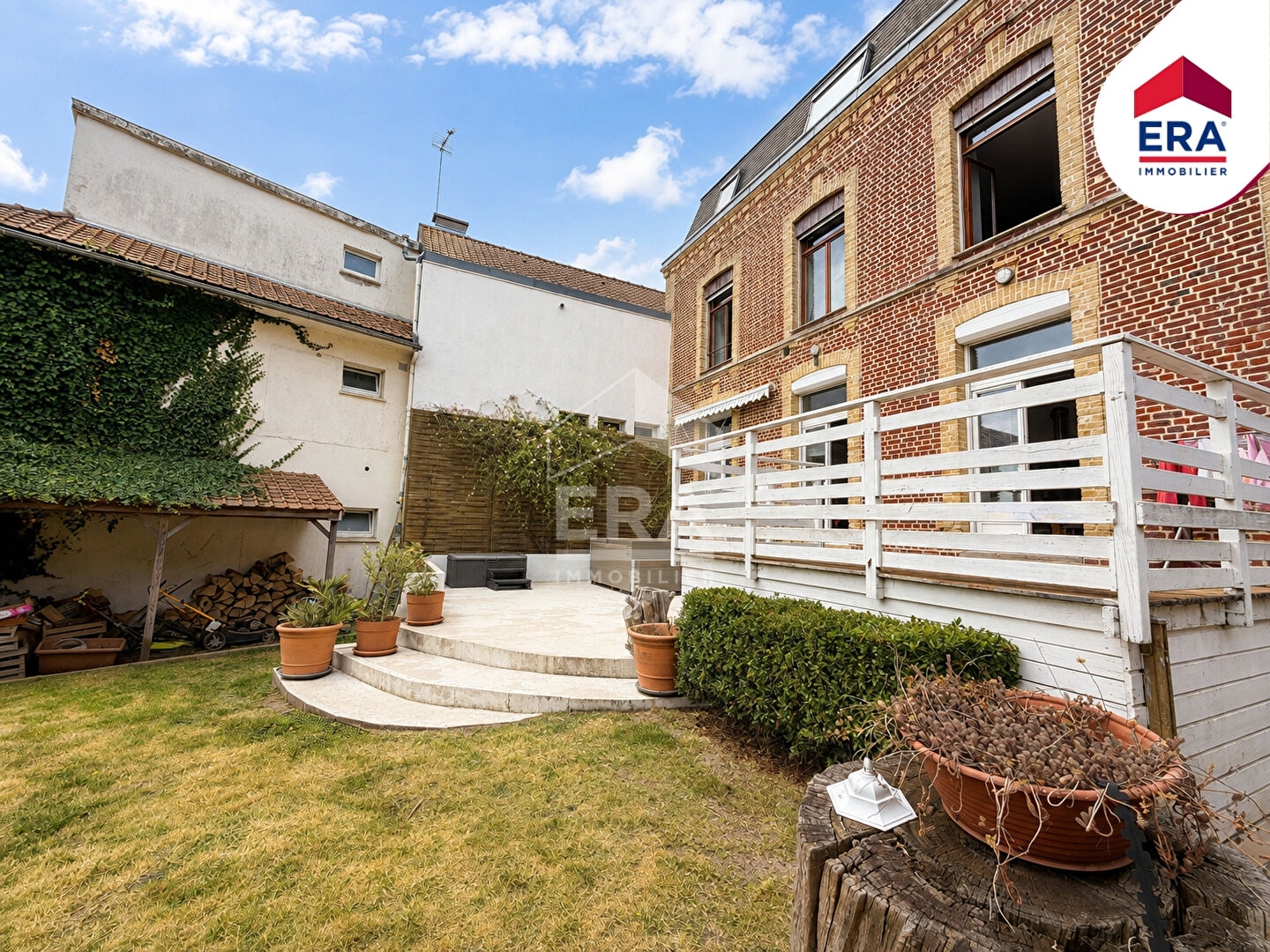 Maison 8 pièces 230 m²