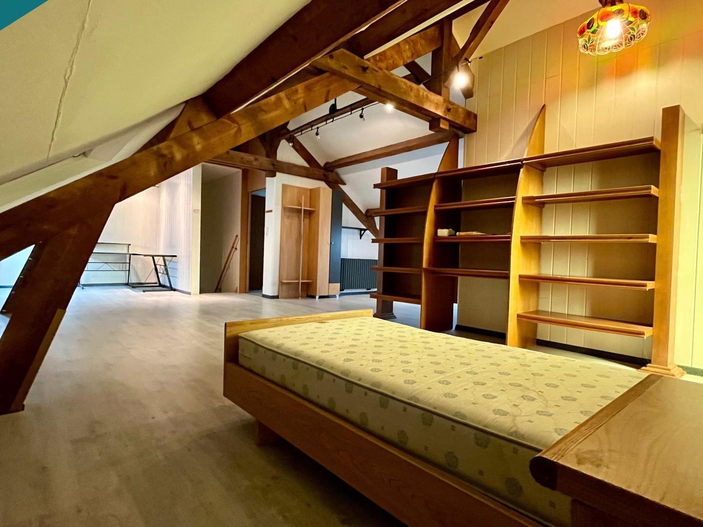 LAVANS-QUINGEY - PROPRIÉTÉ DE CARACTÈRE AVEC PISCINE CHAUFFÉE & PLUS DE 5 000 M² DE TERRAIN