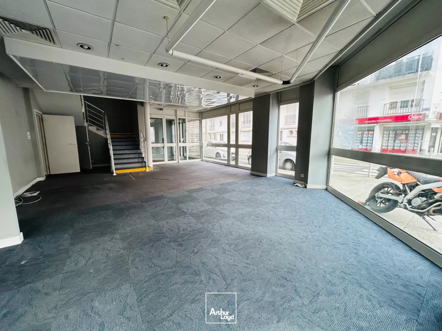 Bureaux à vendre - 444m2 - Saint-Nazaire (44600)