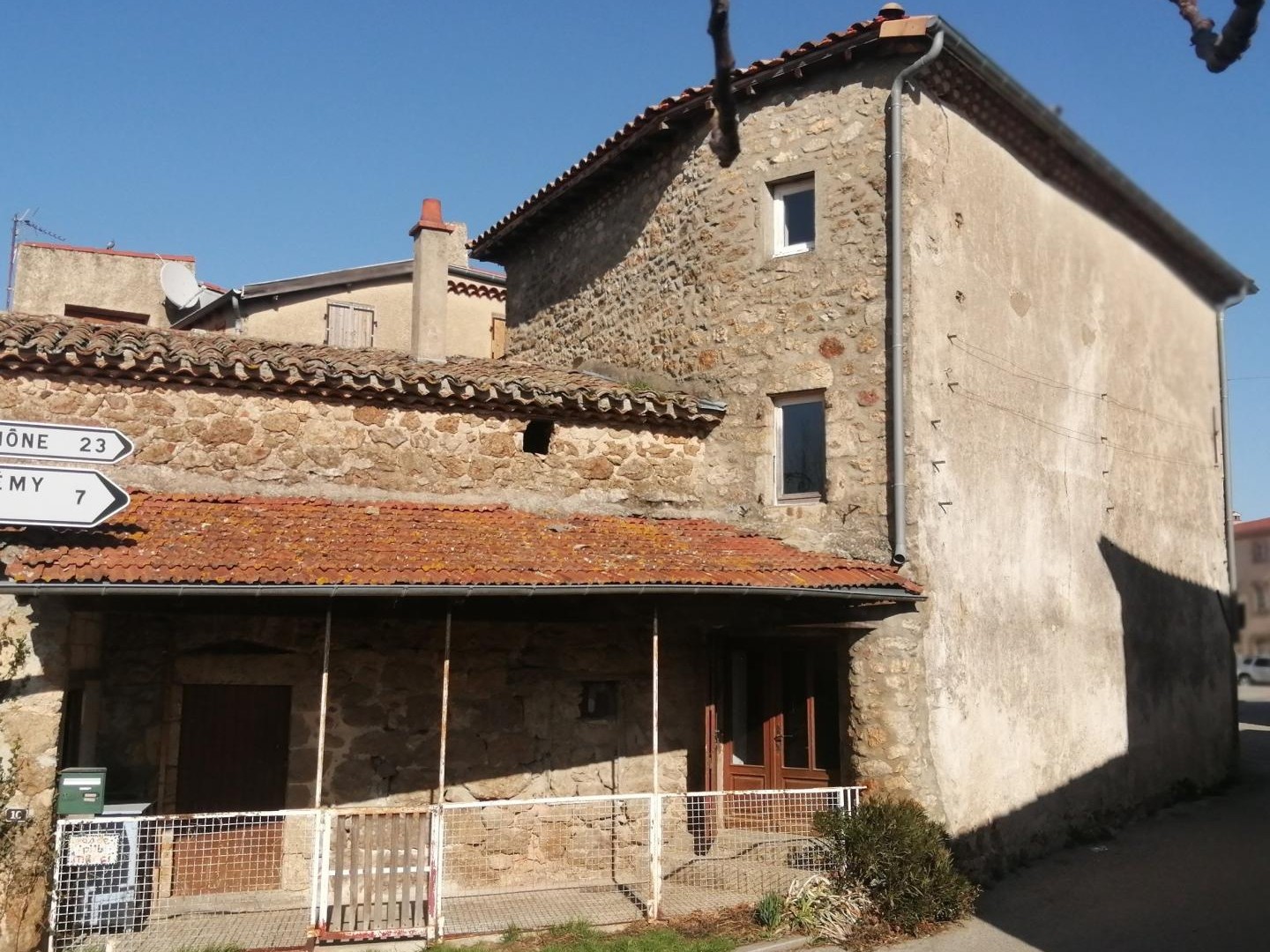 Maison 122 m² Colombier le Jeune avec dépendance