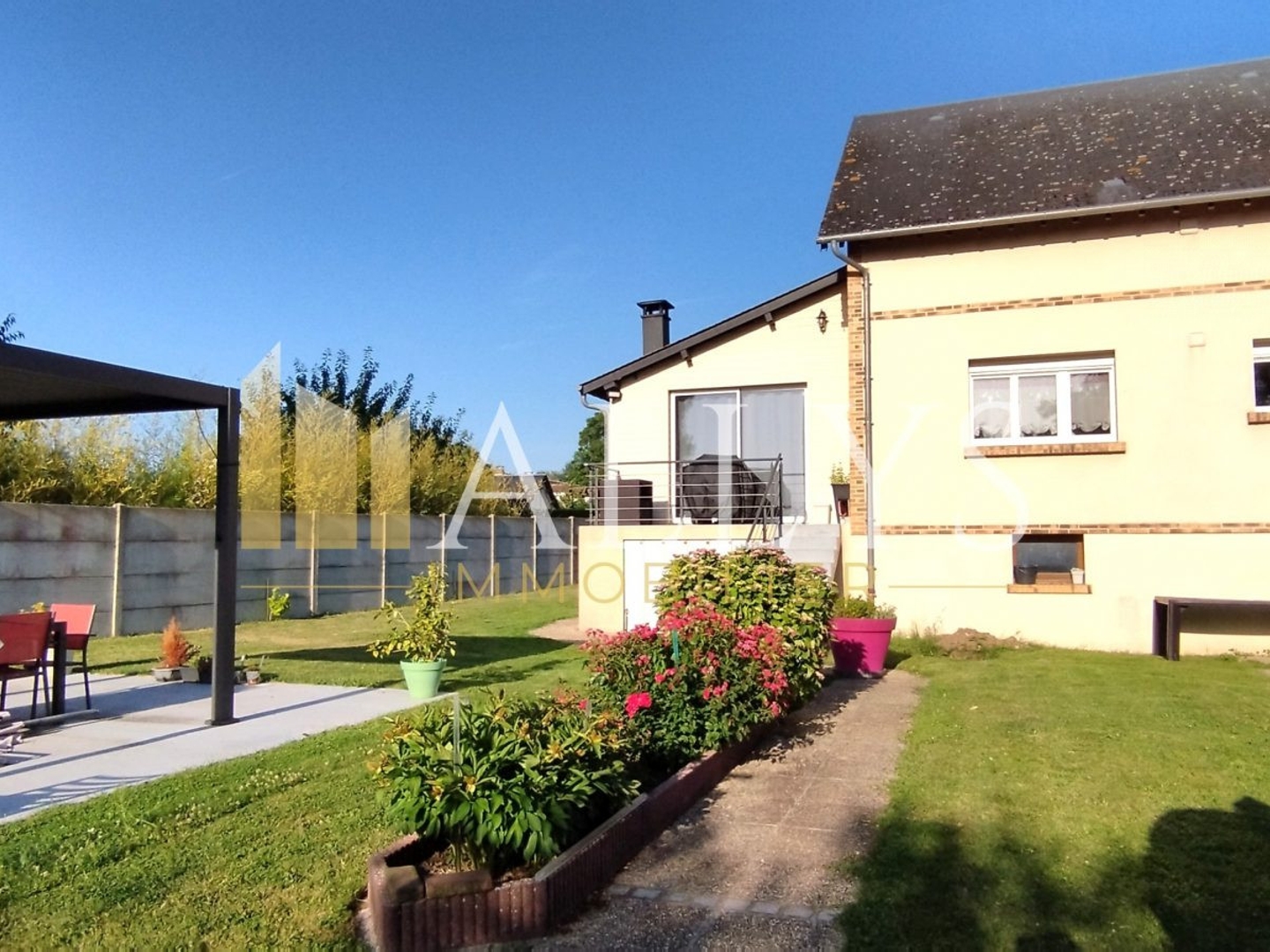 Maison à vendre - 8 pièces - 182m2 - Heudicourt (27860)