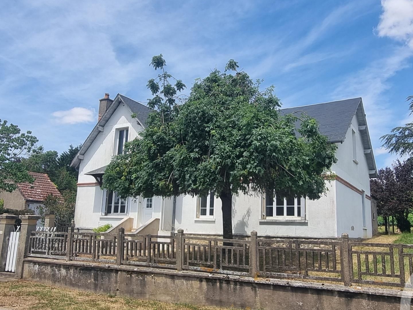Maison à vendre - 6 pièces - 450m2 - Crézancy-En-Sancerre (18300)