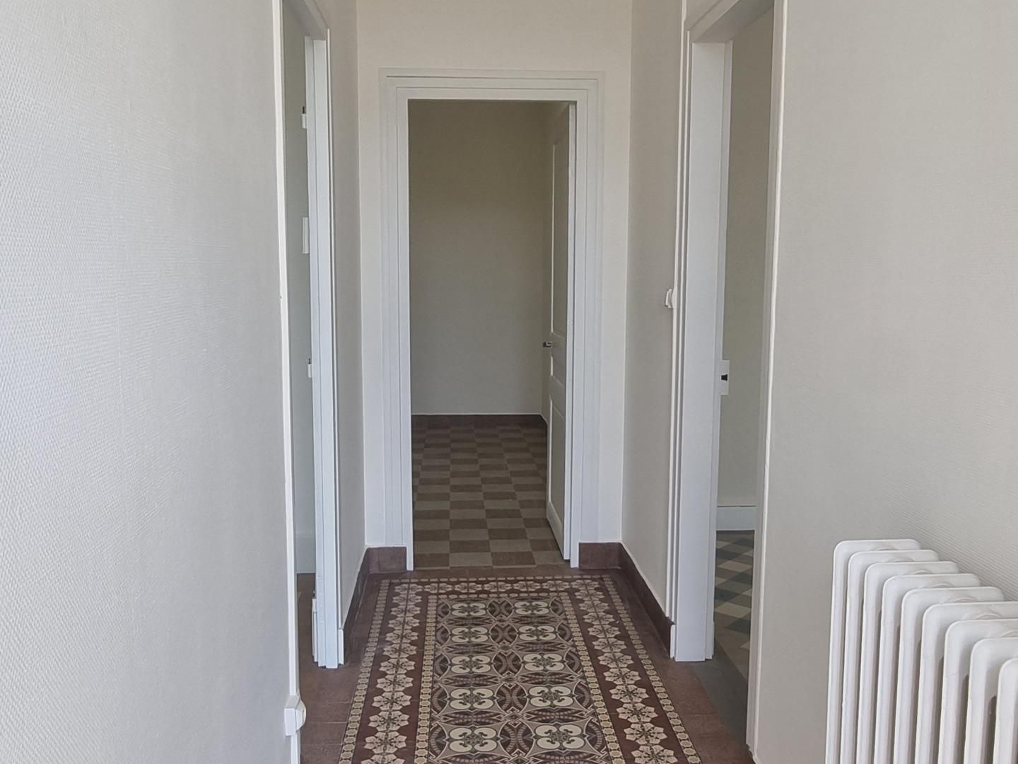 Maison à vendre - 6 pièces - 450m2 - Crézancy-En-Sancerre (18300)
