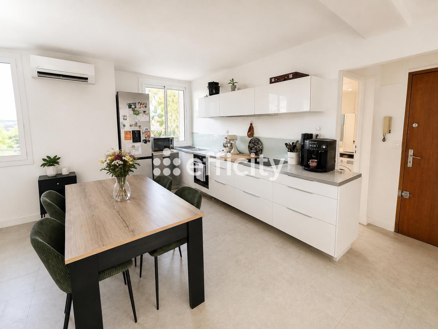 Appartement à vendre - 3 pièces - 68m2 - Aix-En-Provence (13100)