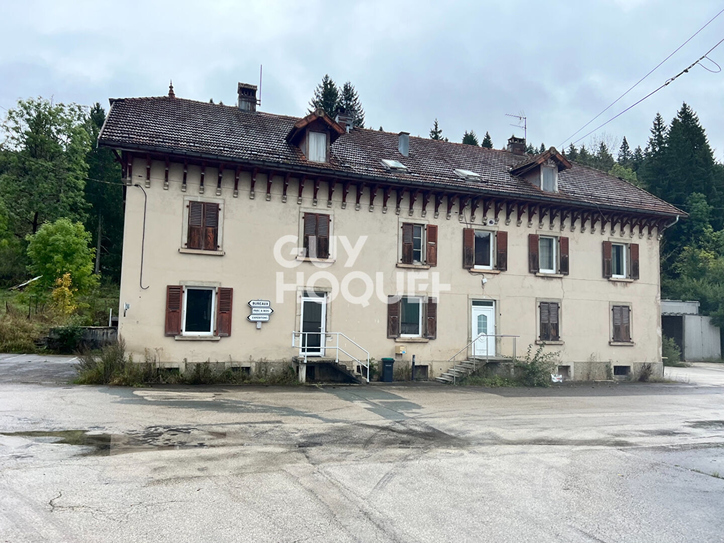 Locaux à vendre - 13500m2 - Pontarlier (25300)