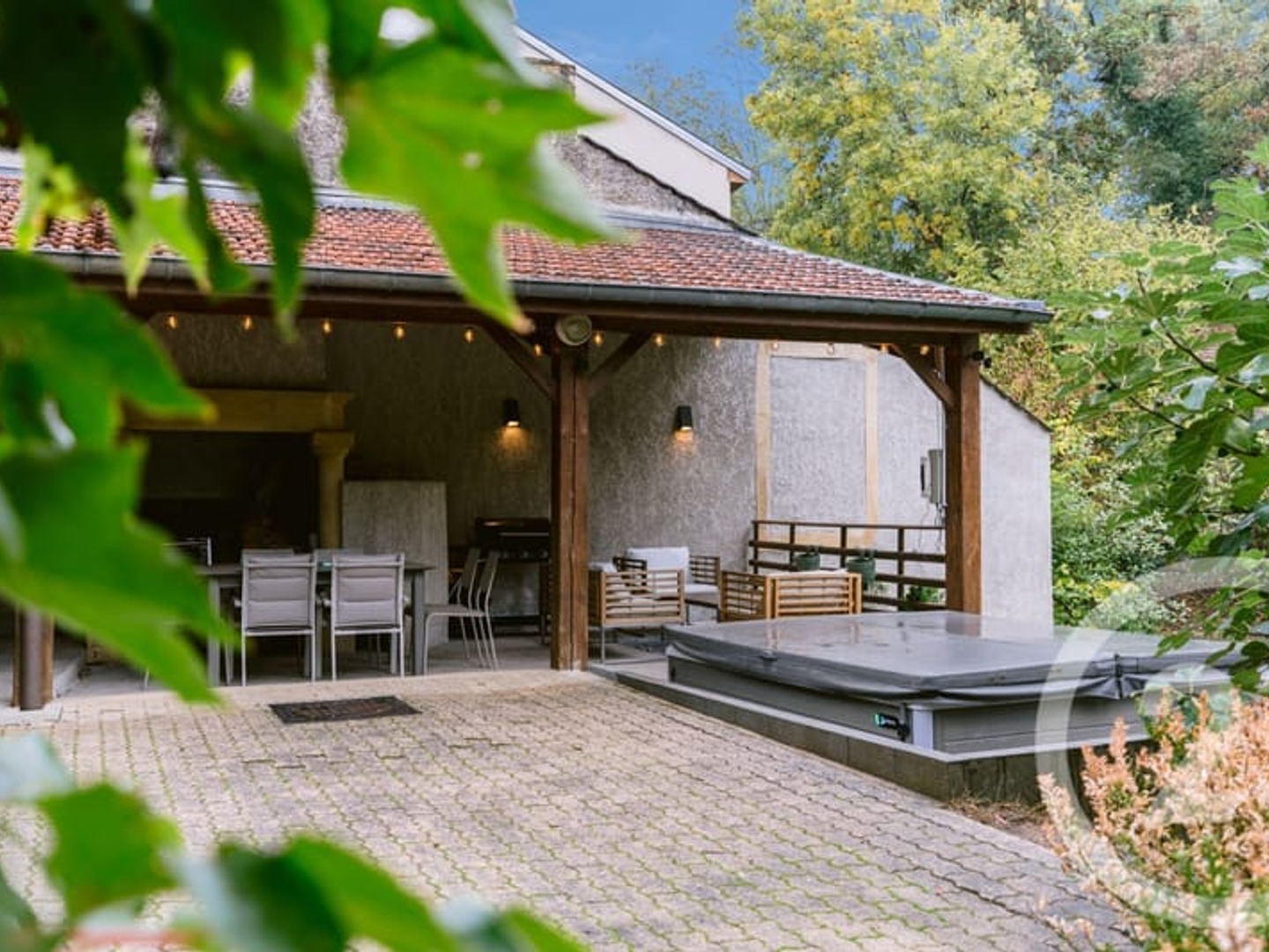 Maison à vendre - 8 pièces - 424m2 - Vaux (57130)