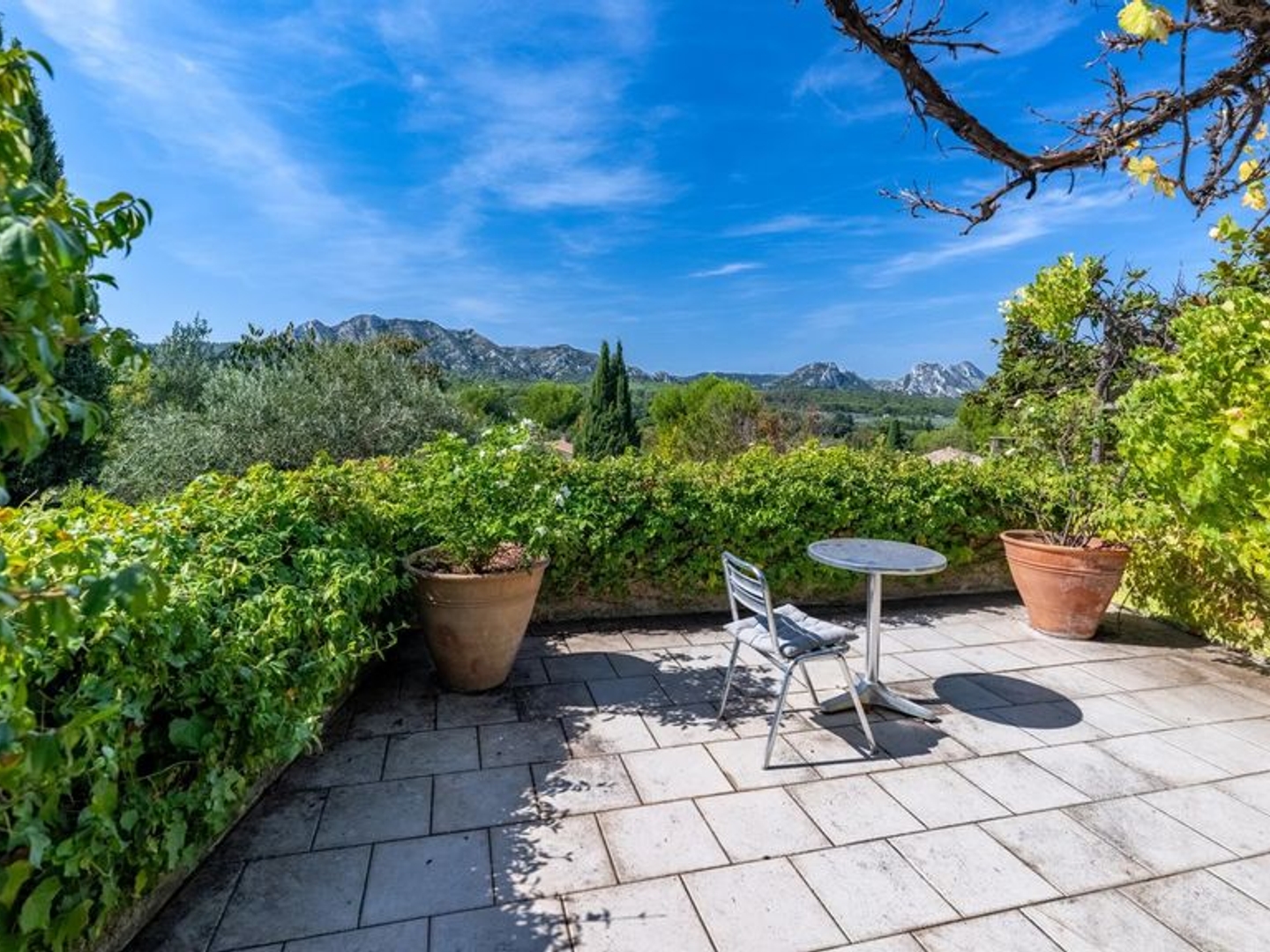 Appartement à vendre - 4 pièces - 167m2 - Eygalières (13810)