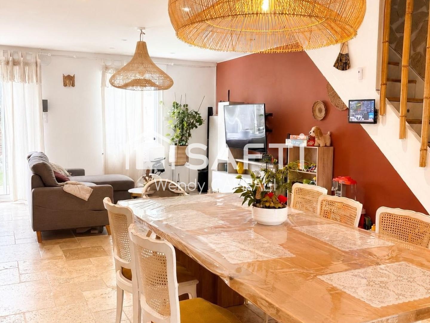 Maison à vendre - 4 pièces - 106m2 - Hyères (83400)