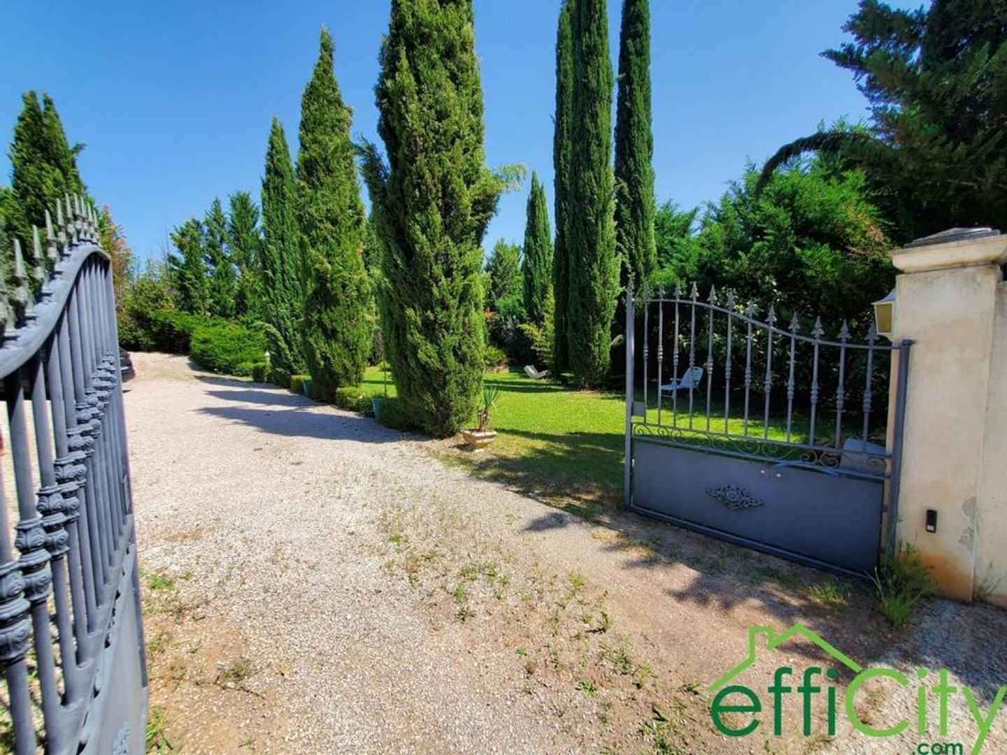Maison à vendre - 5 pièces - 135m2 - Cotignac (83570)