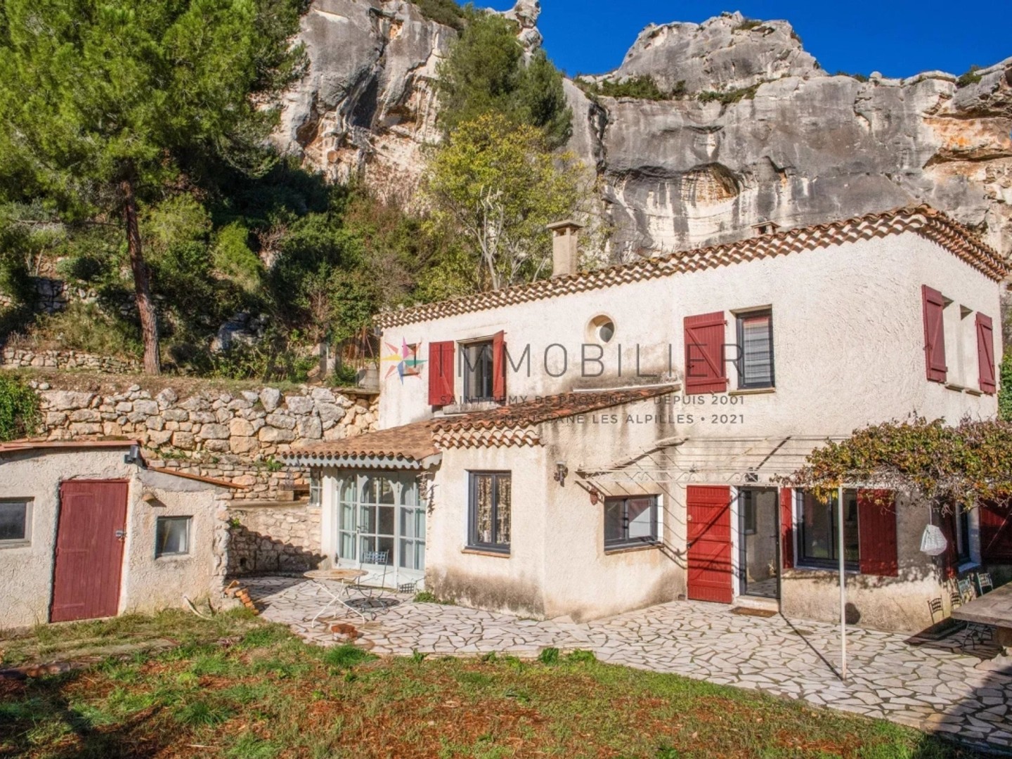 VUE INCROYABLE AUX BAUX-DE-PROVENCE