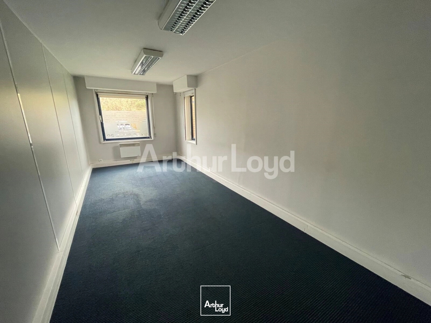 Bureaux à vendre - 231m2 - Villeneuve-D'ascq (59650)