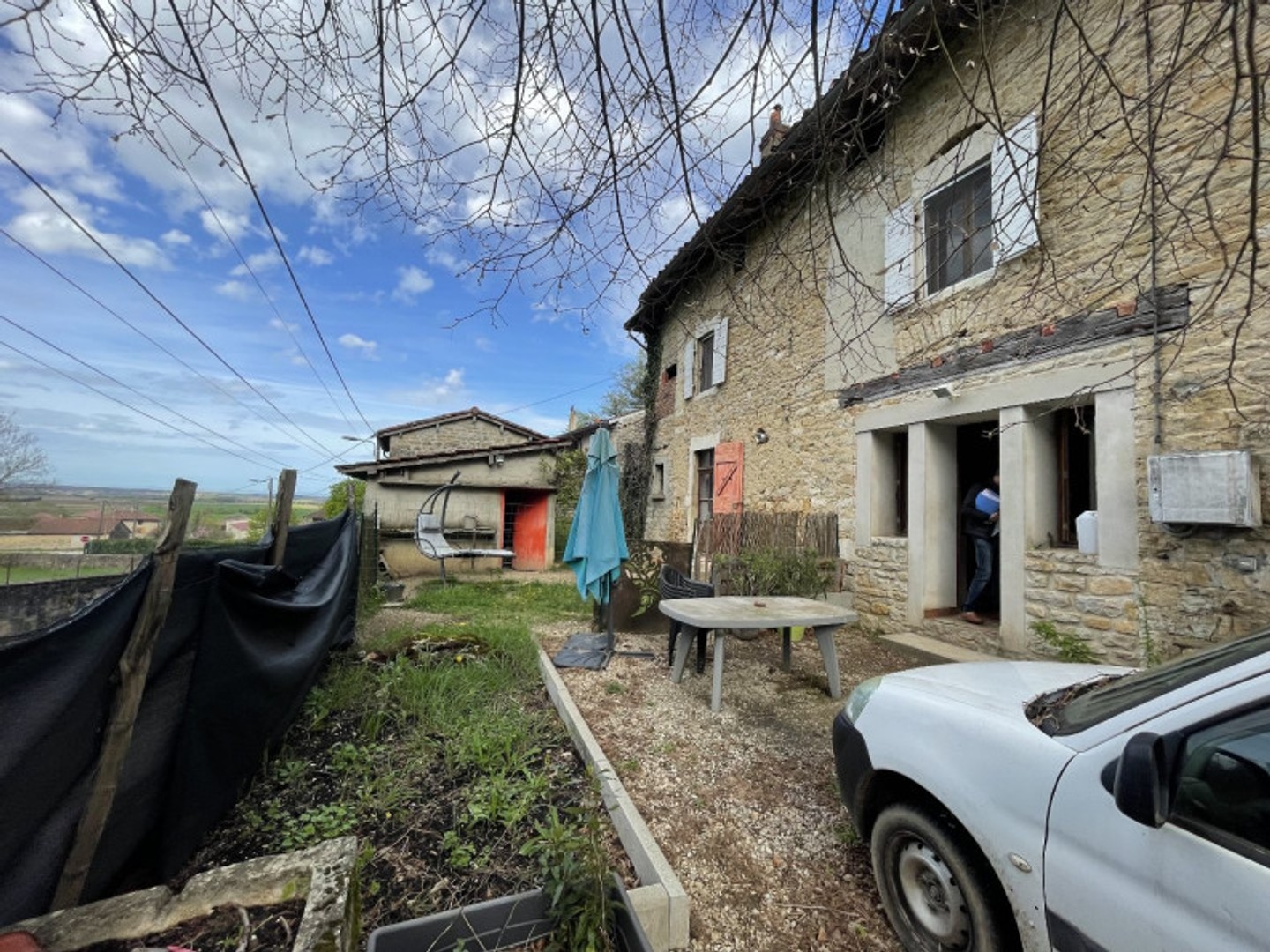 Ensemble immobilier 5 pièces 100 m²