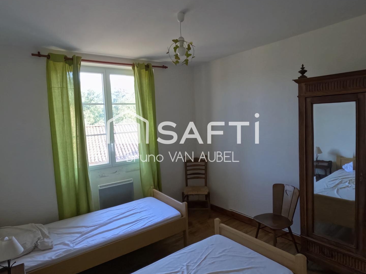 Maison à vendre - 5 pièces - 120m2 - Moussac (86150)