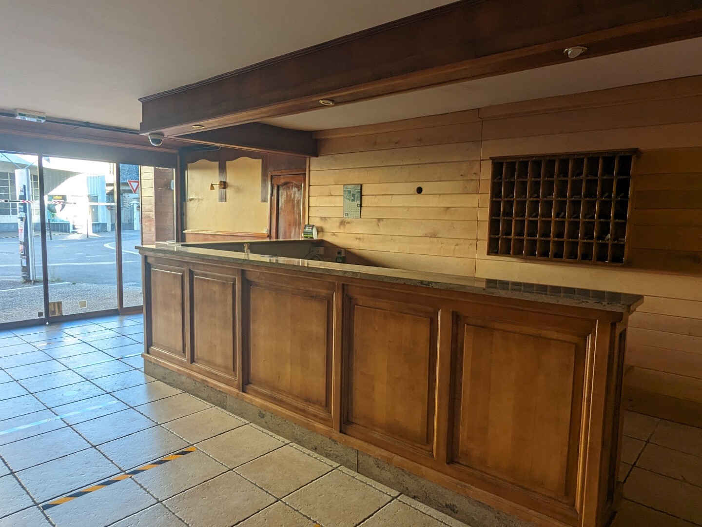 Local commercial- boutique & bureaux - centre ville- 115m2