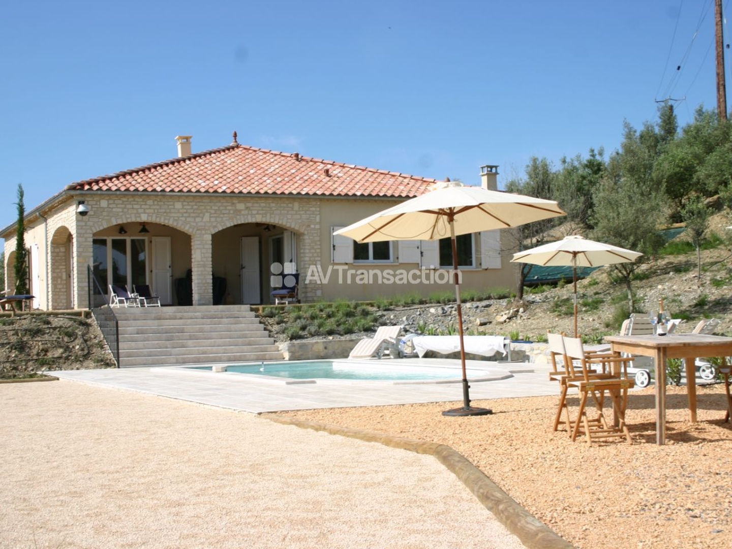 Villa de charme avec gite, piscine et vue sur les vignes