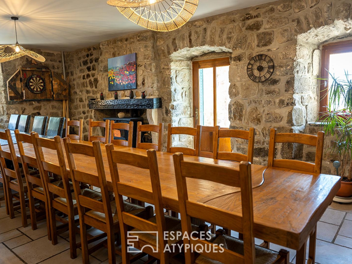 Immeuble à vendre - 20 pièces - 650m2 - Rochepaule (07320)