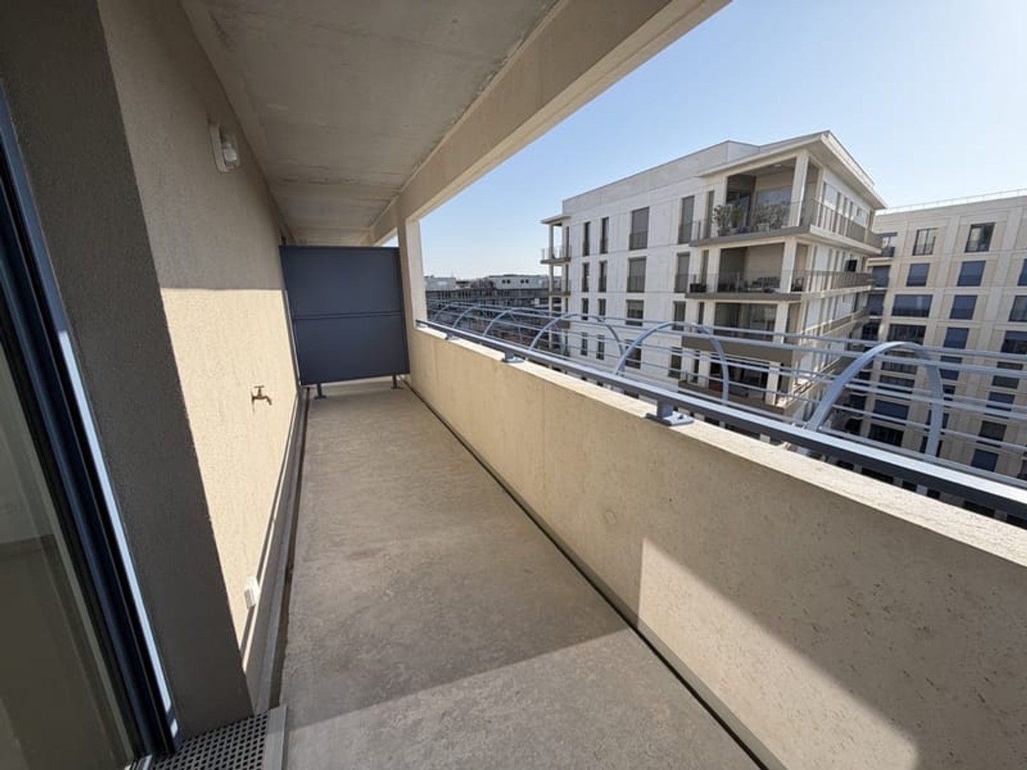 Terrasse - Parking - Notaire Offert!