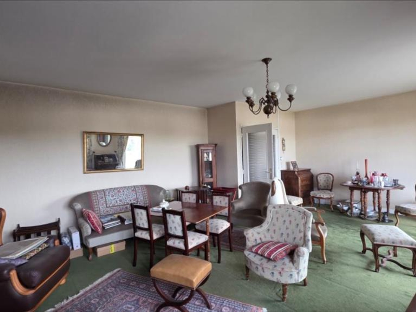 Appartement à vendre - 4 pièces - 118m2 - Châteauroux (36000)