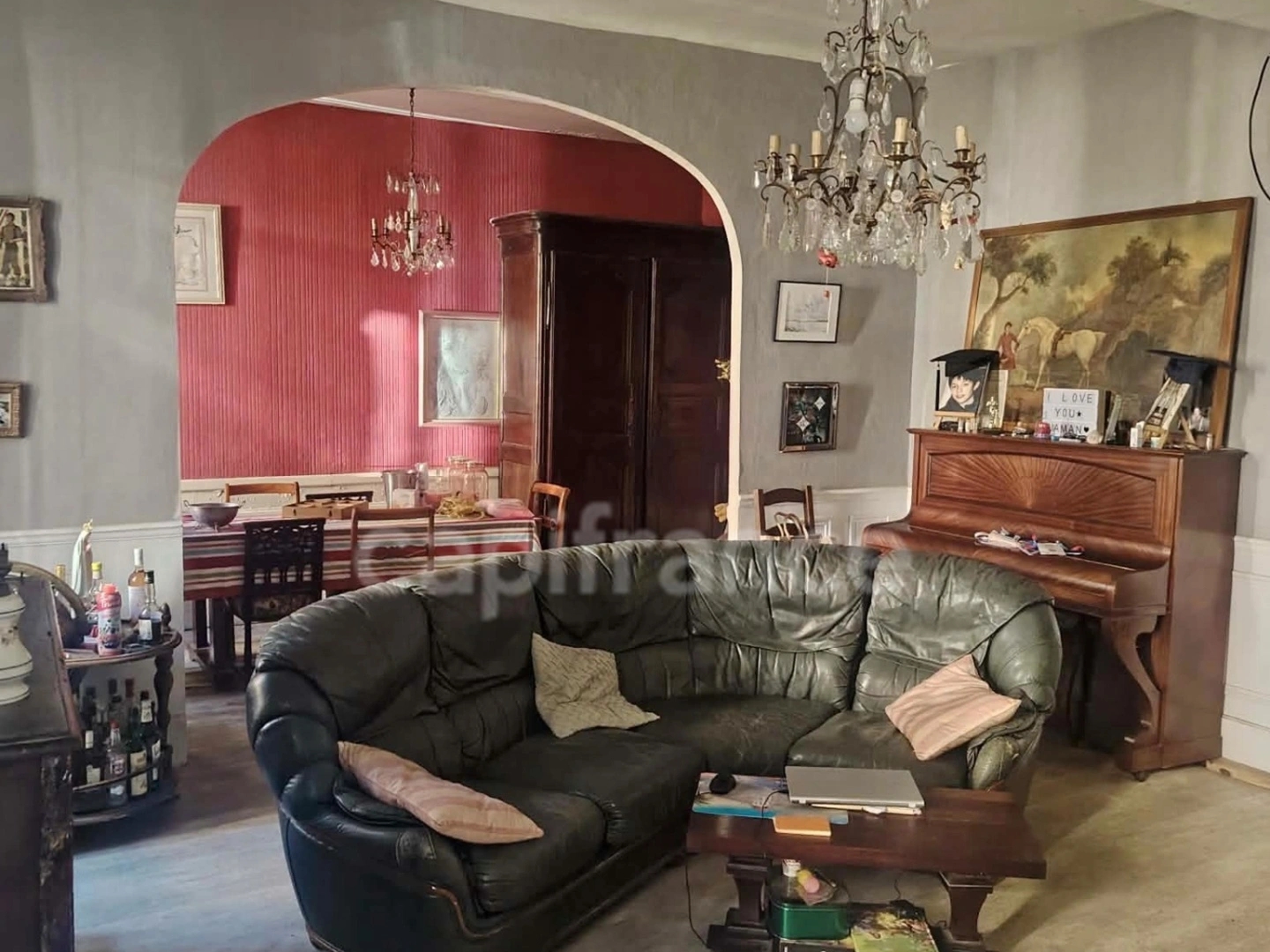 Maison 9 pièces 263 m²