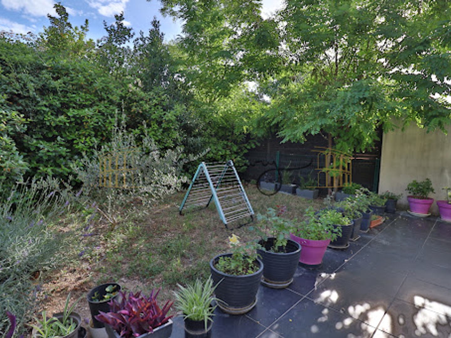 Maison à vendre - 4 pièces - 75m2 - Nîmes (30900)