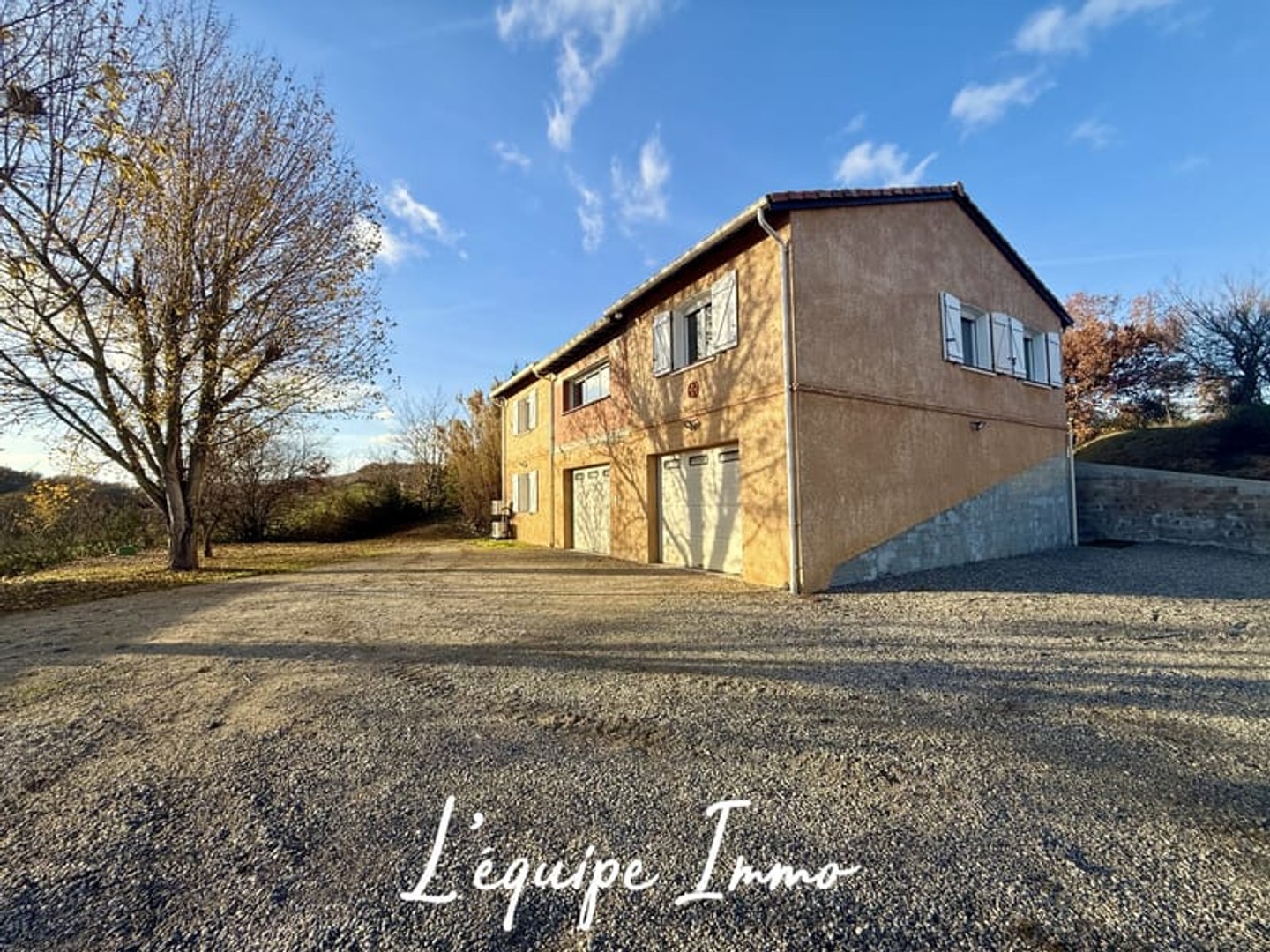 MAISON T5 130M2 AVEC GARAGE ET JARDIN