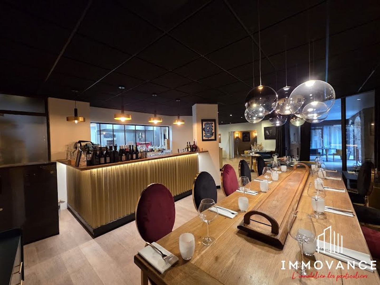 Local 181 m²