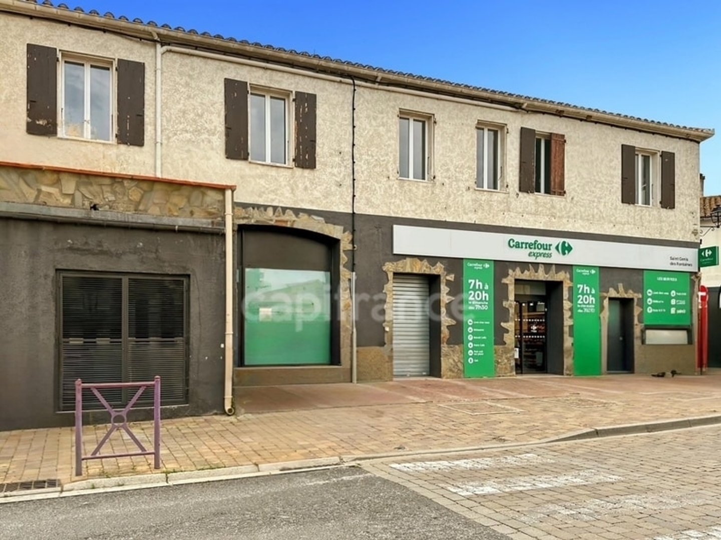 A vendre St Génis des Fontaines (66) murs commerciaux loués Enseigne nationale de renom