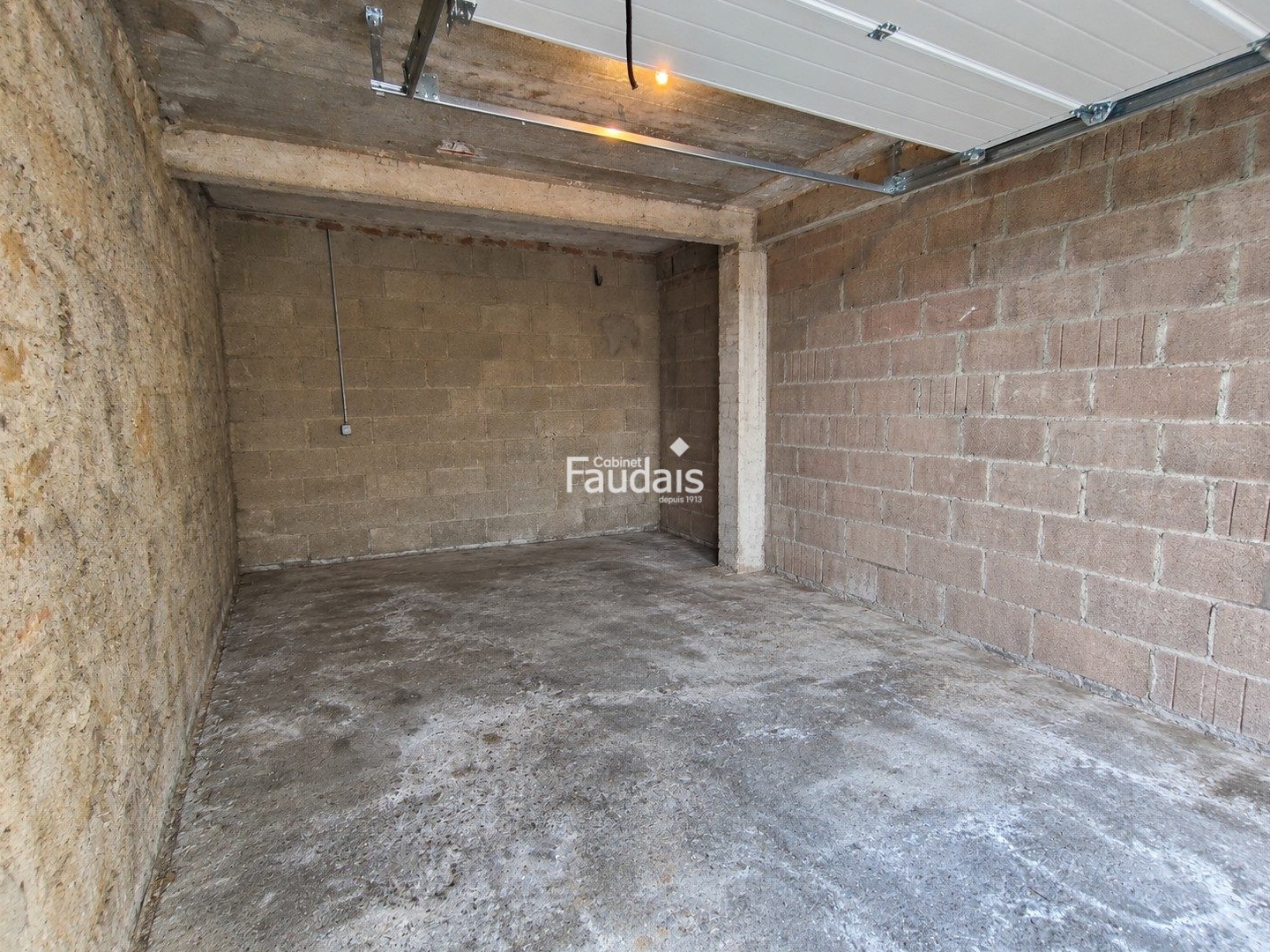 Parking / garage / box à vendre - Coutances (50200)