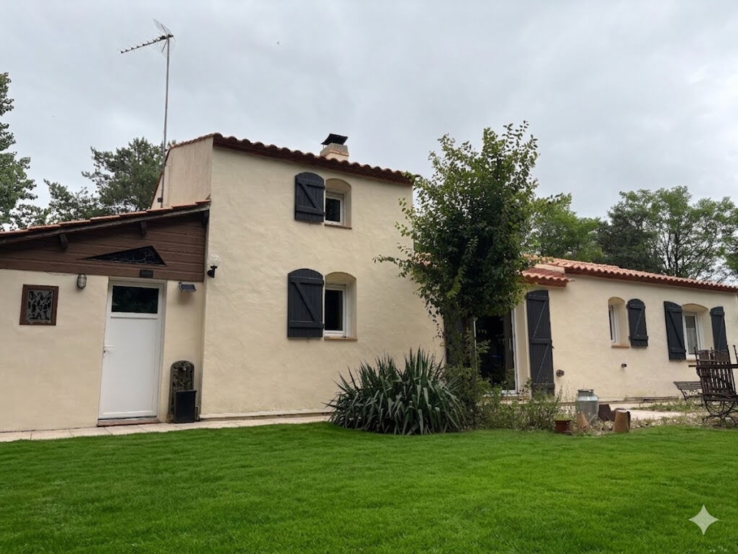 Maison St Hilaire De Riez 2 ch + studio, piscine, dépendance