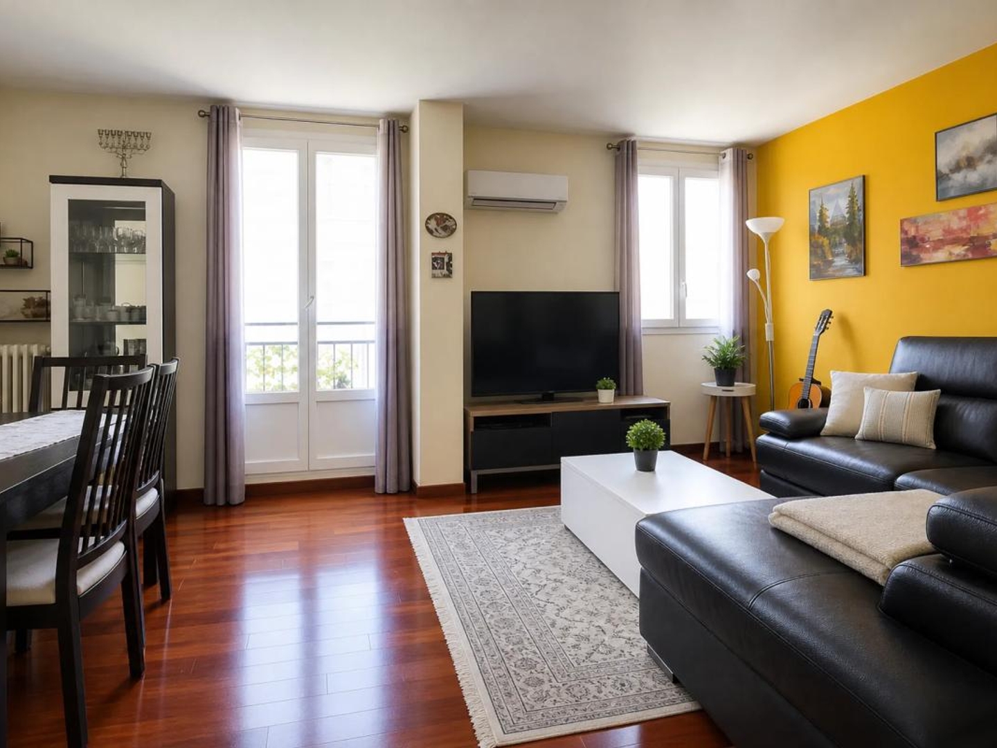 Appartement T4 / 2 chambres / Grand séjour / Quartier Plaisance