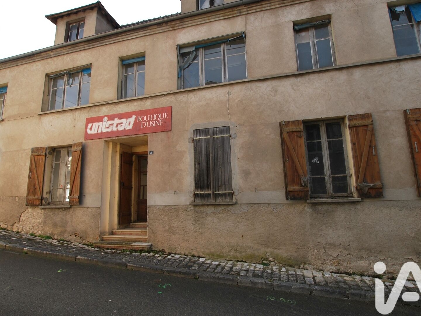 Locaux à vendre - 1 pièce - 561m2 - Ouzouer-Sur-Trézée (45250)