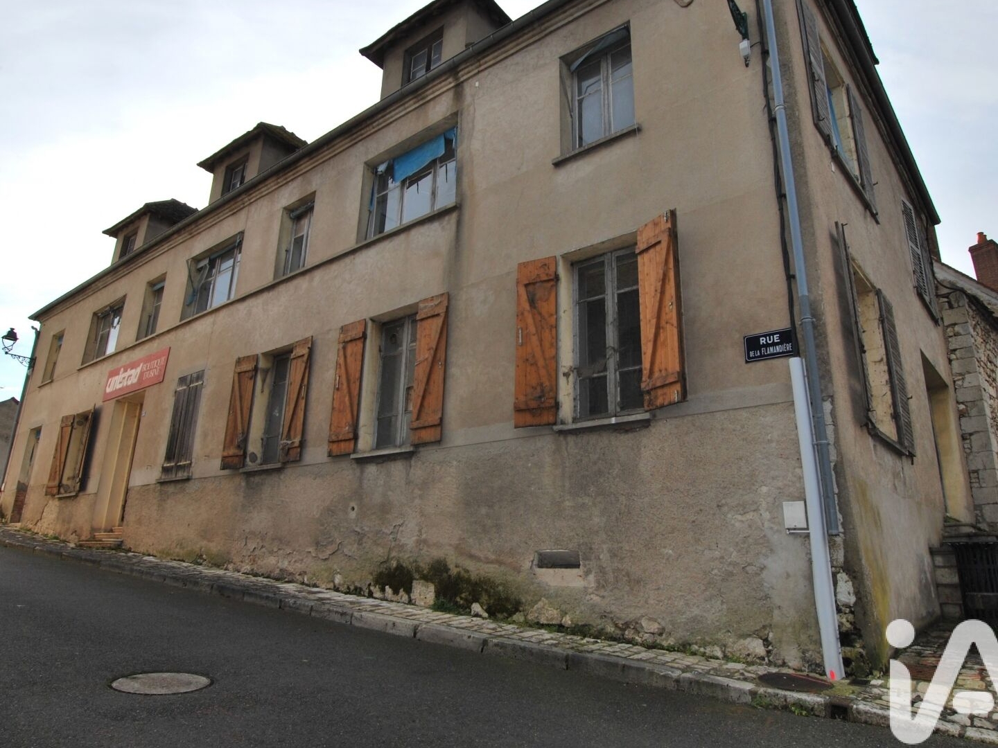 Locaux à vendre - 1 pièce - 561m2 - Ouzouer-Sur-Trézée (45250)