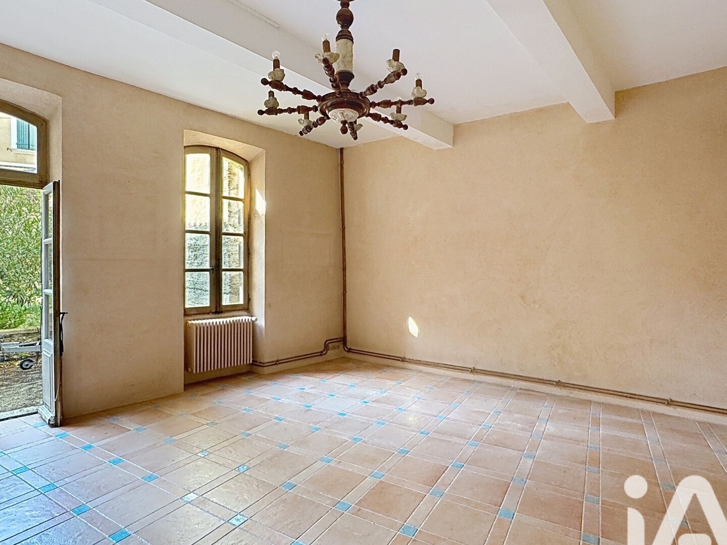 Maison à vendre - 6 pièces - 207m2 - Malaucène (84340)