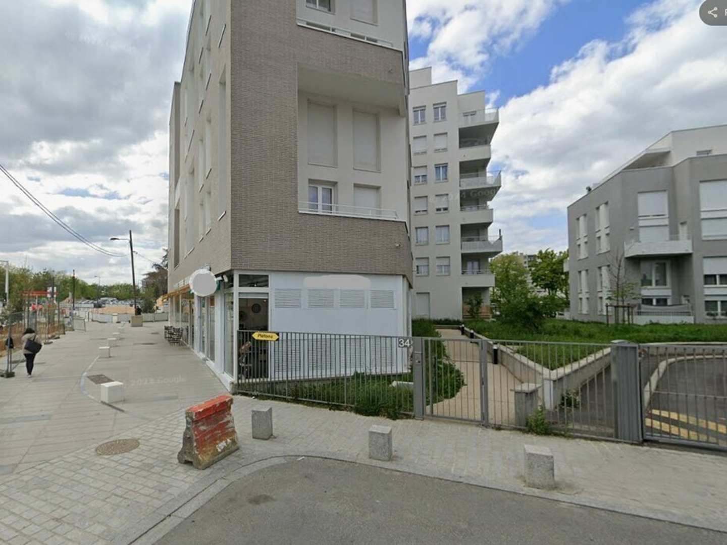 LOCAL COMMERCIAL A VENDRE