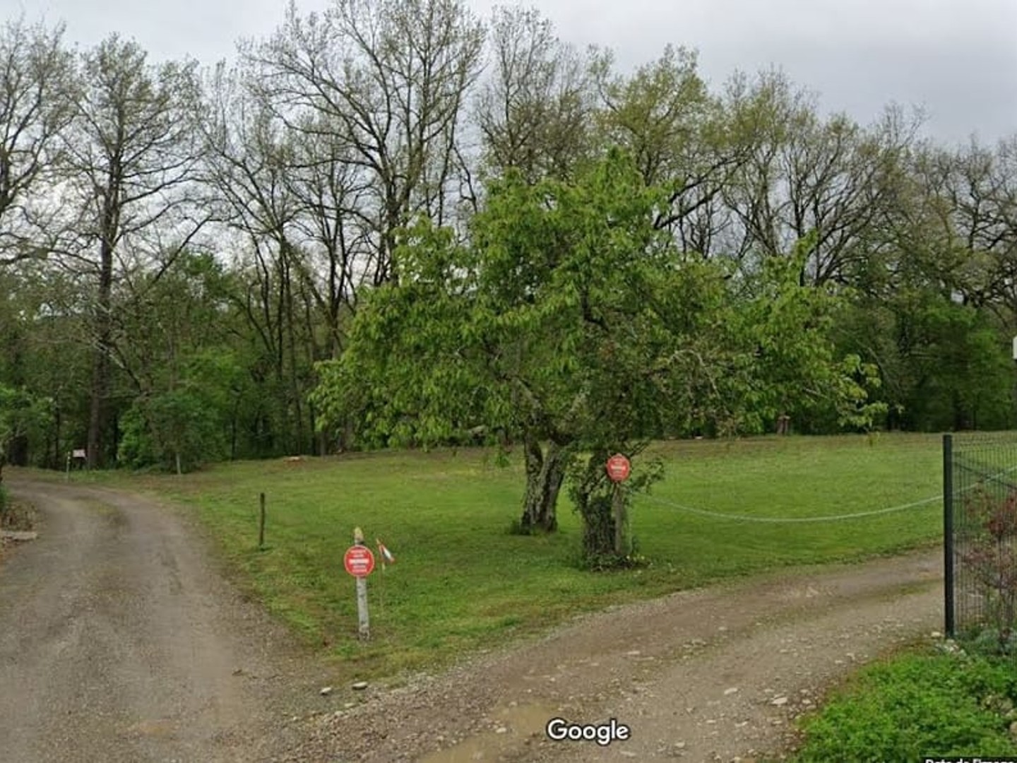 Terrain 1280 m²