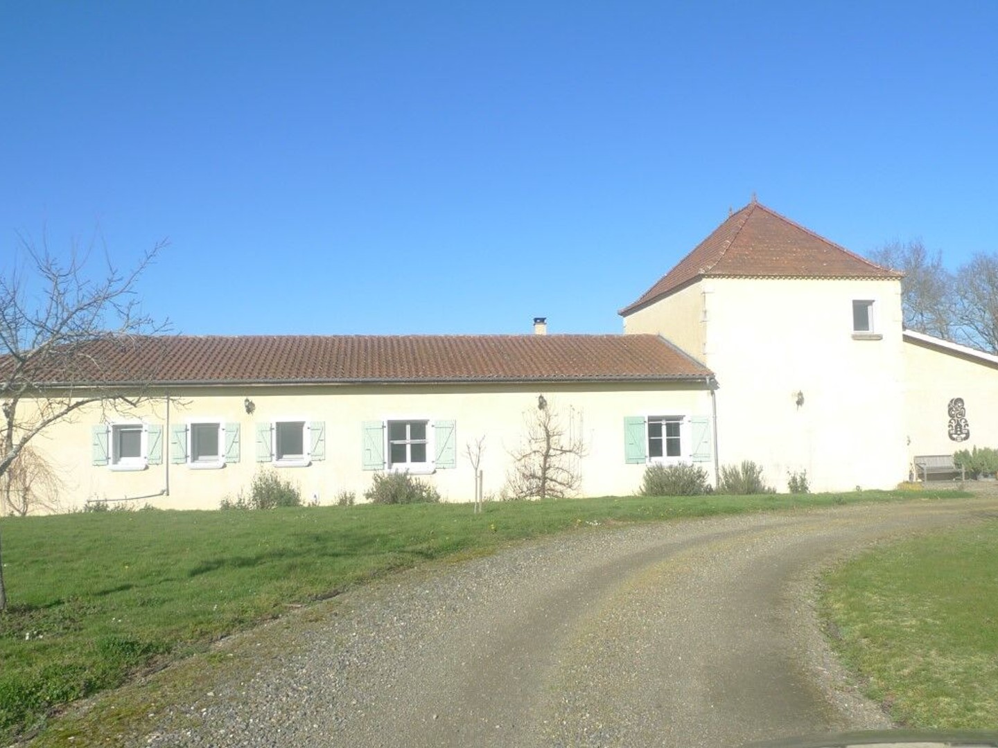 Maison de luxe avec 27ha et 10 boxes à chevaux près de Plaisance