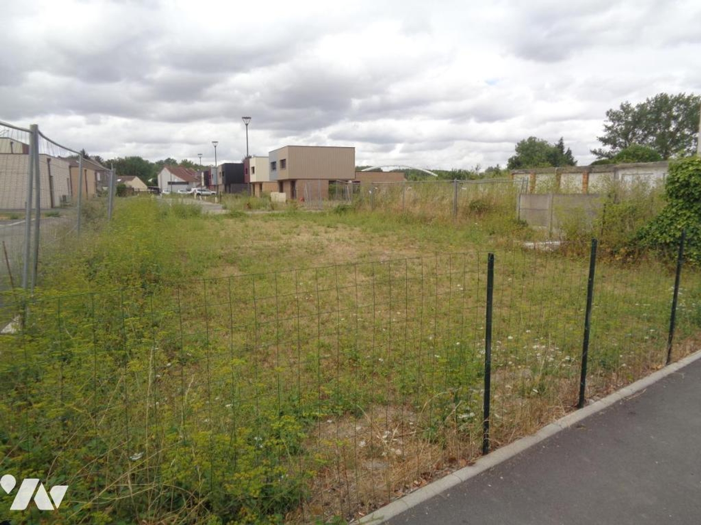 Terrain 288 m²