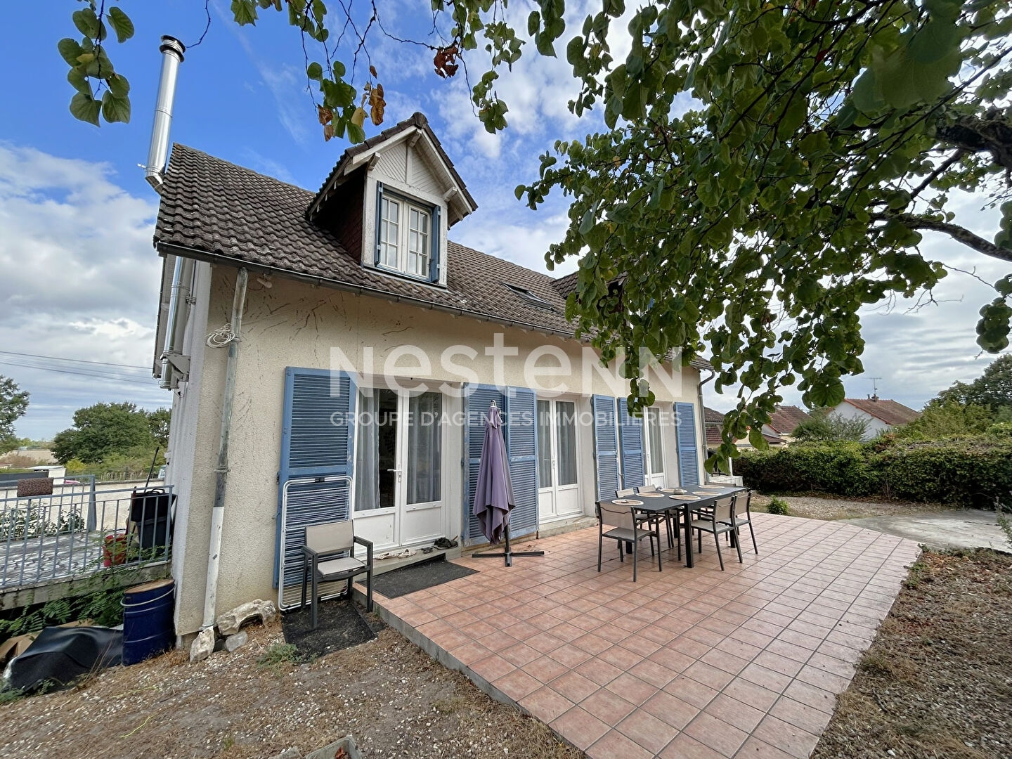 PAVILLON SUR SOUS-SOL 3 CHAMBRES ET BUREAU GARAGE PROCHE CENTRE-VILLE CHABRIS (INDRE 36)