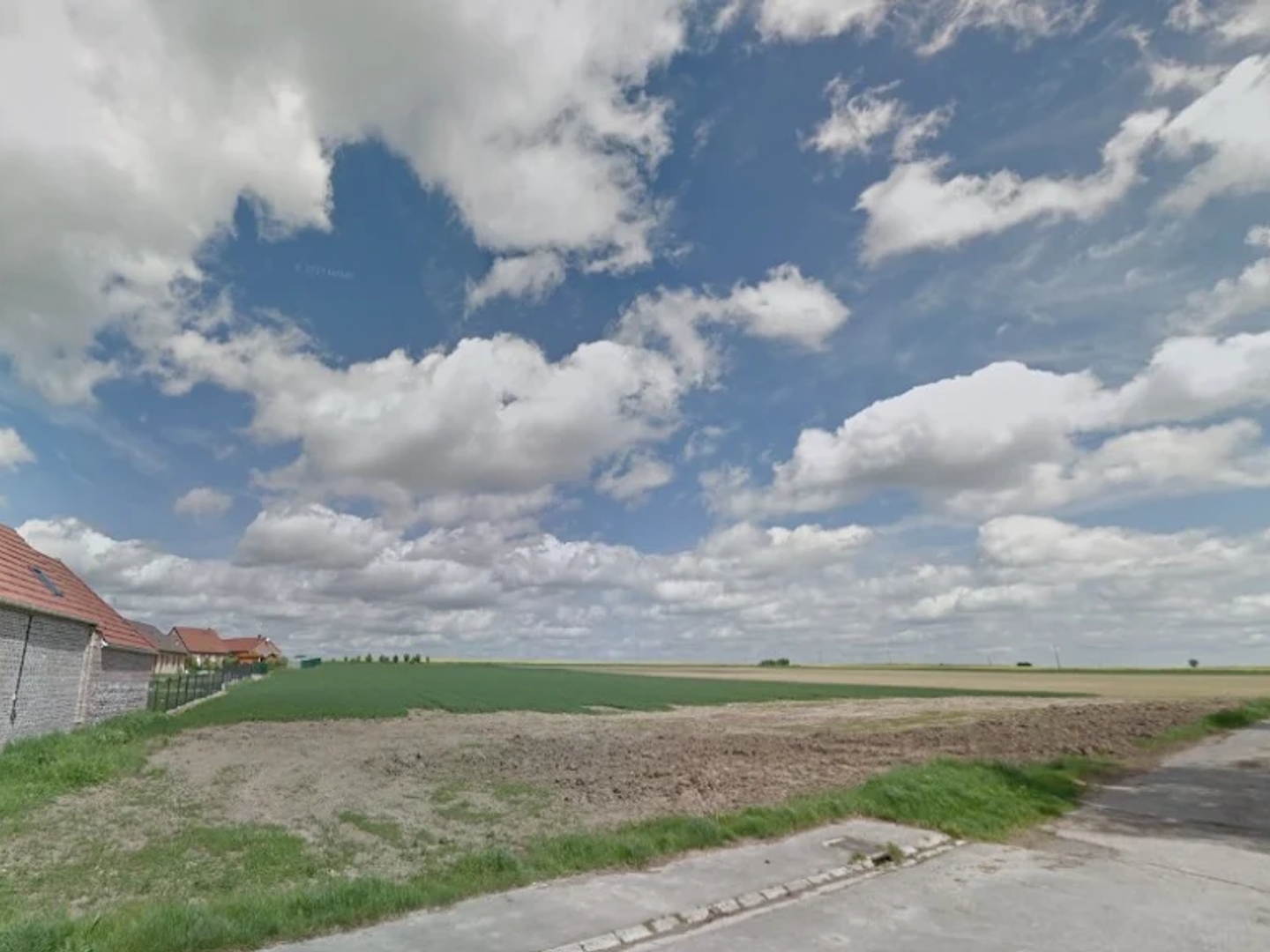Maison à vendre - 4 pièces - 471m2 - Aubigny-Au-Bac (59265)