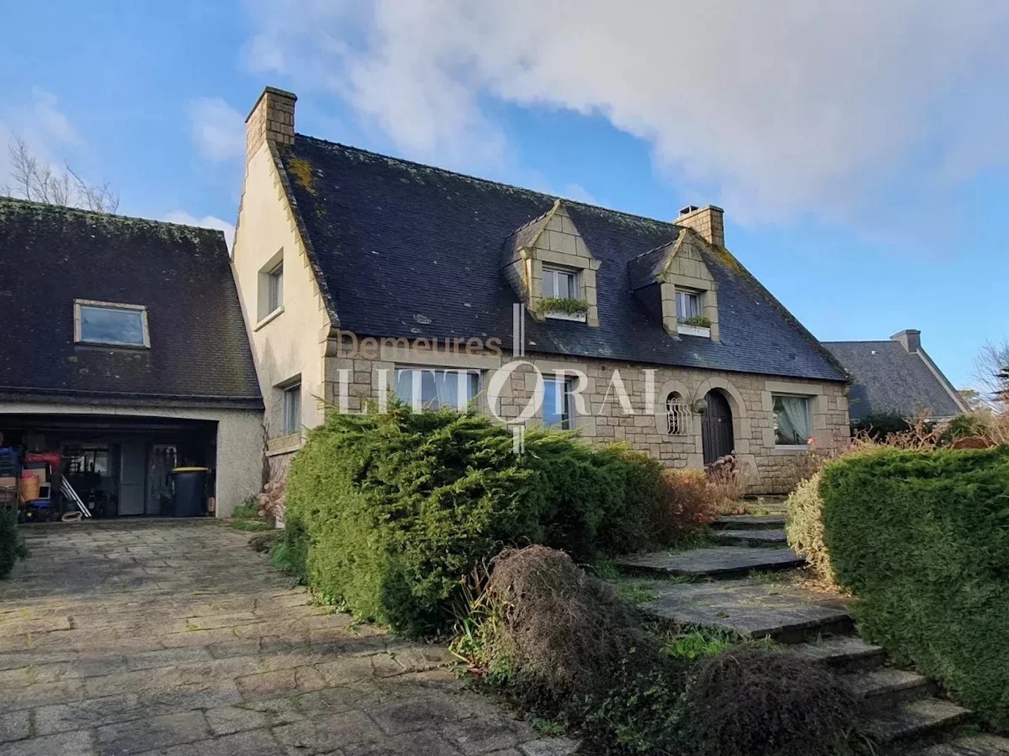 Maison 10 pièces 213 m²